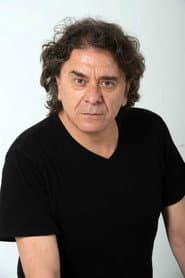 Pietro Bontempo as Cop 2