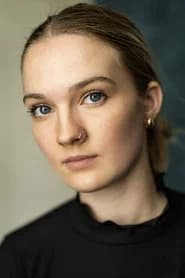 Lois Baglin as Cynthia