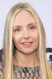 Hope Davis as Aunt Debra