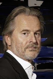 Trevor Eve as Velior