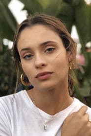 Daniela Melchior as Ura