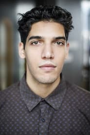 Hamza Baissa as Young Fremen Patrol
