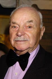 Boris Lyoskin as Cook