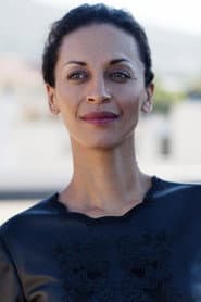 Kira Wilkinson as Social Worker