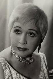 Gilda Dahlberg as American Journalist's Wife