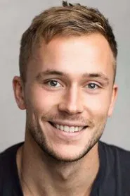 Tom Dunne as Greene