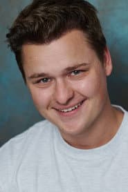 Cooper Tomlinson as Ian