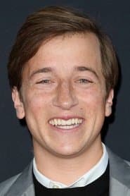 Skyler Gisondo as Howard Stacy