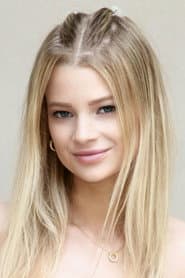 Elle Haymond as Sadie