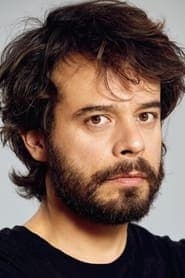 Leonardo Ortizgris as Miguel