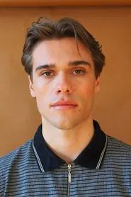 Gard Løkke as William