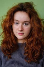 Holly Howden Gilchrist as Suzy