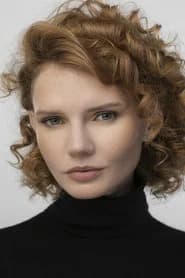 Yuliya Dzhulai as Olya