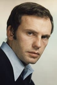 Jean-Louis Trintignant as Roberto Mariani
