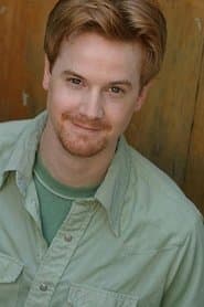Ari Karczag as Kissing Guy