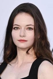 Mackenzie Foy as Murph (10 Yrs.)