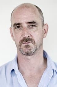 Sean Gullette as Arnold the Shrink