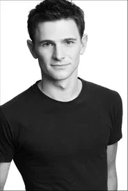 Mark Wells as Edmund (Older)