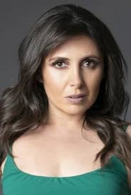 Berenice Mastretta as Chabela
