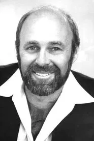 Peter Masterson as Dr. Barringer