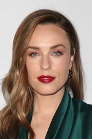 Jessica McNamee as Sonya Blade