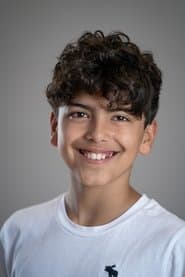 Nanak Phlora as Elliot Chipman