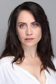Selen Öztürk as Mom