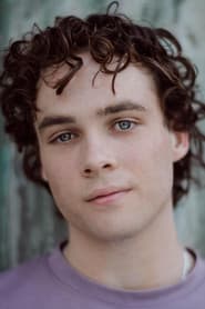 Jeremy Blewitt as Hunter