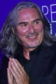 Pedro Damián as Armando