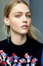 Sasha Pivovarova as Clara