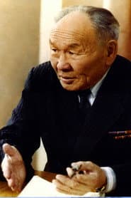Maksim Munzuk as Dersu Uzala