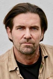 Rage Stewart as Humble Harv (uncredited)