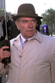 Mario Pascucci as Young Doctor (uncredited)