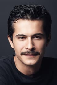 İsmail Hacıoğlu as Süleyman Dirliği